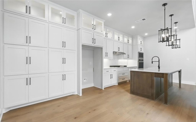 14517 Walsh Avenue, Aledo, TX 76008, 3 Bedrooms Bedrooms, ,2 BathroomsBathrooms,Residential,For Sale,14517 Walsh Avenue,20771291