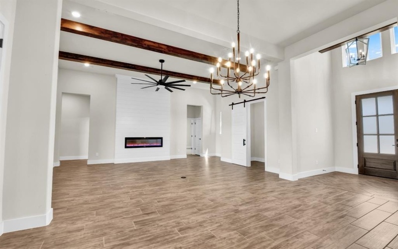 3410 Farm Land Court, Granbury, TX 76048, 4 Bedrooms Bedrooms, ,2 BathroomsBathrooms,Residential,For Sale,3410 Farm Land Court,20753331