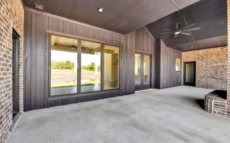 3410 Farm Land Court, Granbury, TX 76048, 4 Bedrooms Bedrooms, ,2 BathroomsBathrooms,Residential,For Sale,3410 Farm Land Court,20753331