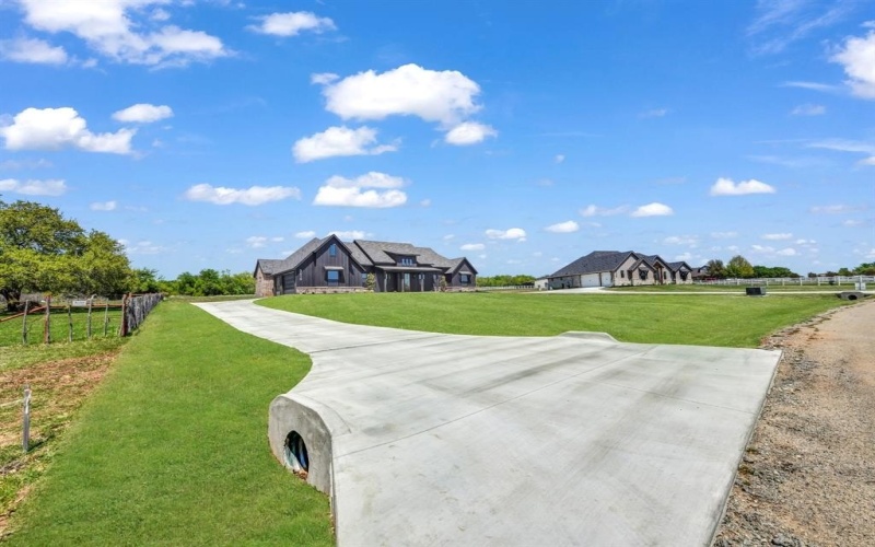 3410 Farm Land Court, Granbury, TX 76048, 4 Bedrooms Bedrooms, ,2 BathroomsBathrooms,Residential,For Sale,3410 Farm Land Court,20753331