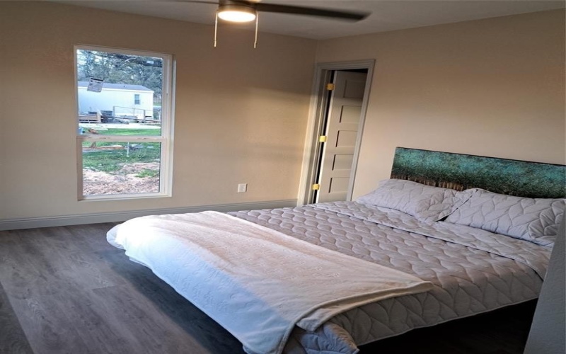 5702 Arkansas Trail, Granbury, TX 76048, 3 Bedrooms Bedrooms, ,2 BathroomsBathrooms,Residential,For Sale,5702 Arkansas Trail,20763020