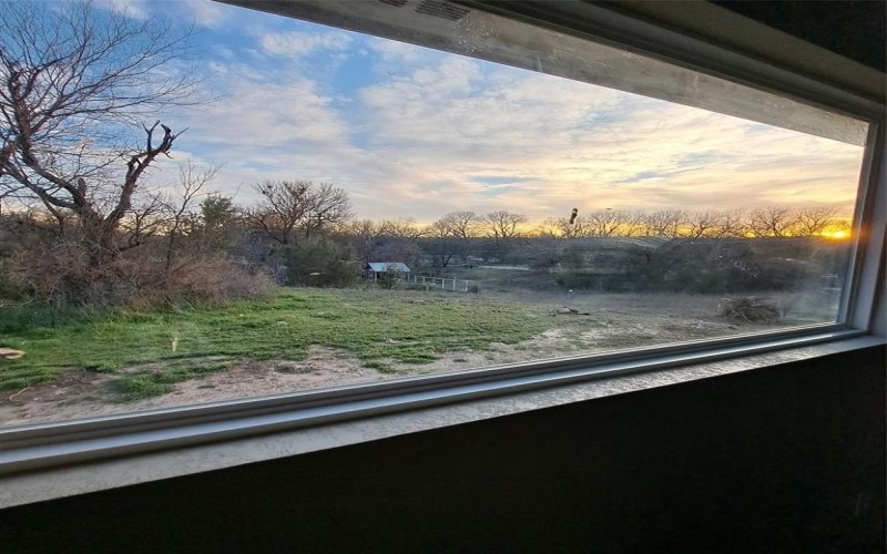 5702 Arkansas Trail, Granbury, TX 76048, 3 Bedrooms Bedrooms, ,2 BathroomsBathrooms,Residential,For Sale,5702 Arkansas Trail,20763020