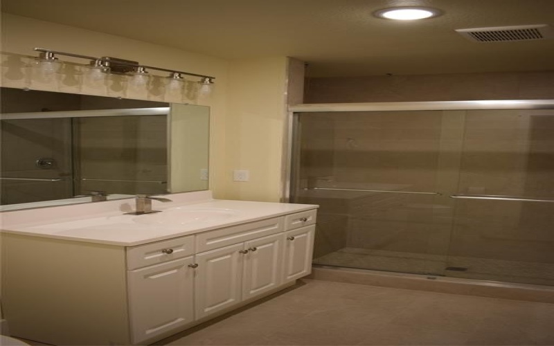 621 E Murray Street, Denison, TX 75021, 4 Bedrooms Bedrooms, ,2 BathroomsBathrooms,Residential,For Sale,621 E Murray Street,20763063