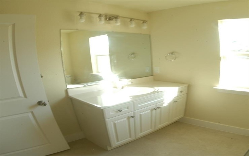 621 E Murray Street, Denison, TX 75021, 4 Bedrooms Bedrooms, ,2 BathroomsBathrooms,Residential,For Sale,621 E Murray Street,20763063