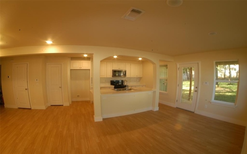621 E Murray Street, Denison, TX 75021, 4 Bedrooms Bedrooms, ,2 BathroomsBathrooms,Residential,For Sale,621 E Murray Street,20763063