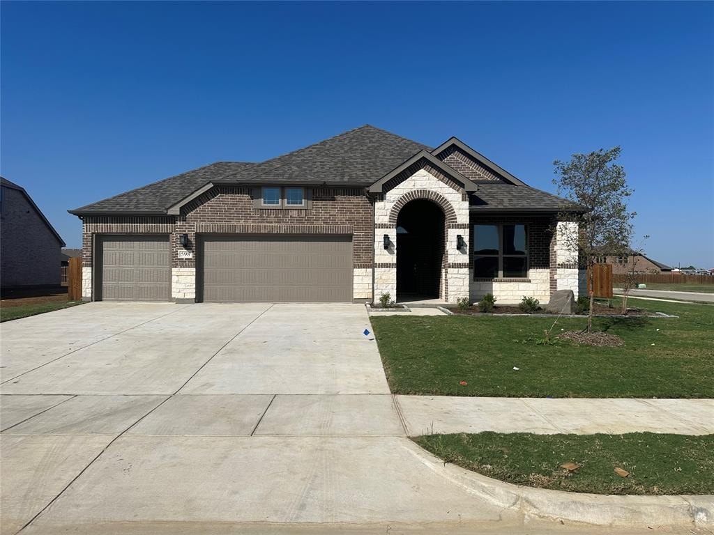 618 Finlee Way, Tioga, TX 76271, 3 Bedrooms Bedrooms, ,2 BathroomsBathrooms,Residential,For Sale,618 Finlee Way,20753606