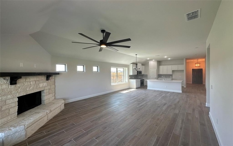 618 Finlee Way, Tioga, TX 76271, 3 Bedrooms Bedrooms, ,2 BathroomsBathrooms,Residential,For Sale,618 Finlee Way,20753606