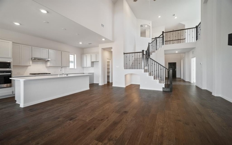 127 HERITAGE HILL Drive, Forney, TX 75126, 4 Bedrooms Bedrooms, ,3 BathroomsBathrooms,Residential,For Sale,127 HERITAGE HILL Drive,20754093