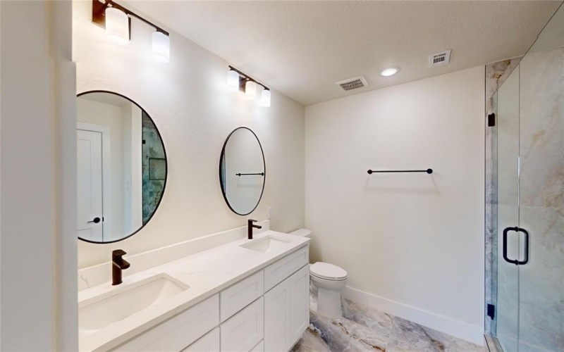 4412 Fatima Drive, Irving, TX 75062, 3 Bedrooms Bedrooms, ,2 BathroomsBathrooms,Residential,For Sale,4412 Fatima Drive,20754118