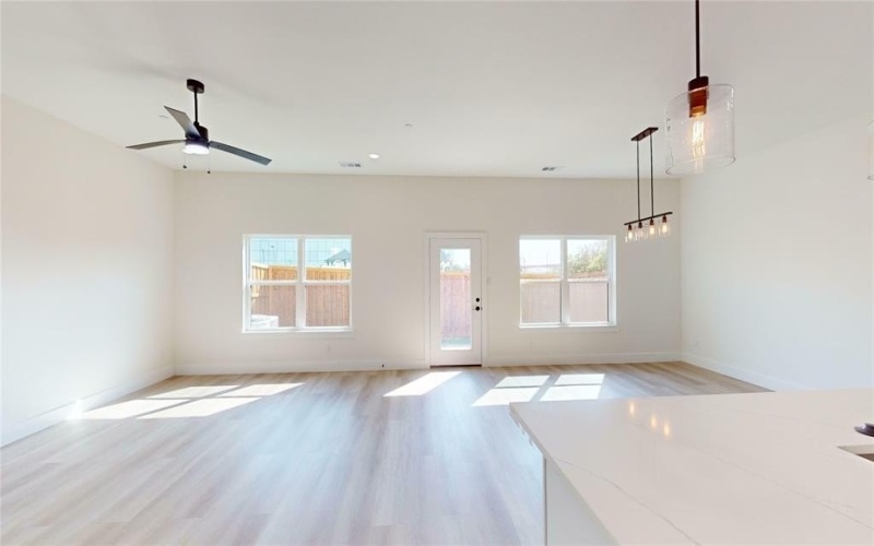 4412 Fatima Drive, Irving, TX 75062, 3 Bedrooms Bedrooms, ,2 BathroomsBathrooms,Residential,For Sale,4412 Fatima Drive,20754118
