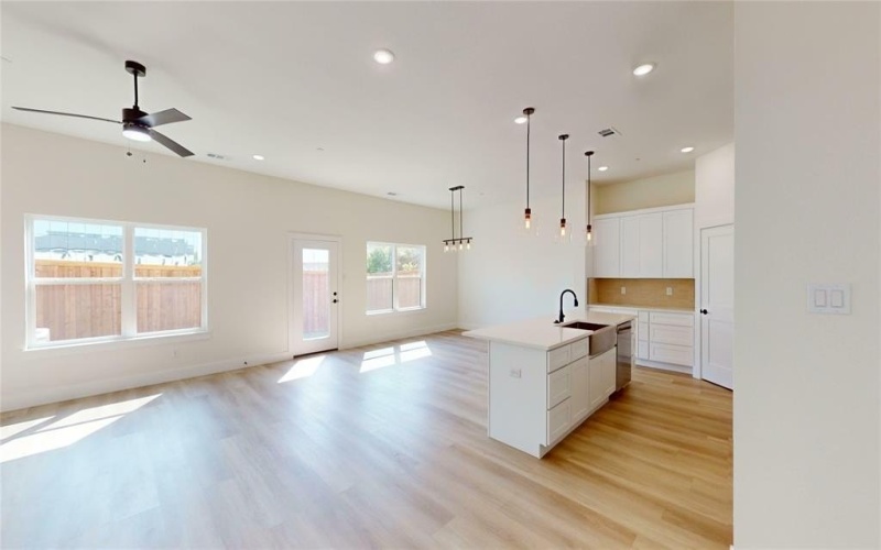 4412 Fatima Drive, Irving, TX 75062, 3 Bedrooms Bedrooms, ,2 BathroomsBathrooms,Residential,For Sale,4412 Fatima Drive,20754118