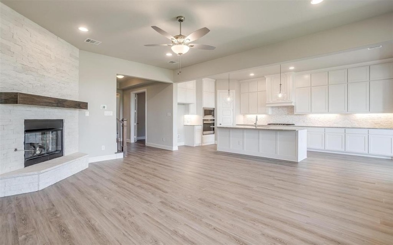 1214 Roundwash, Midlothian, TX 76065, 4 Habitaciones Habitaciones , ,3 BañosBaños,Residential,En Venta,1214 Roundwash,20754166