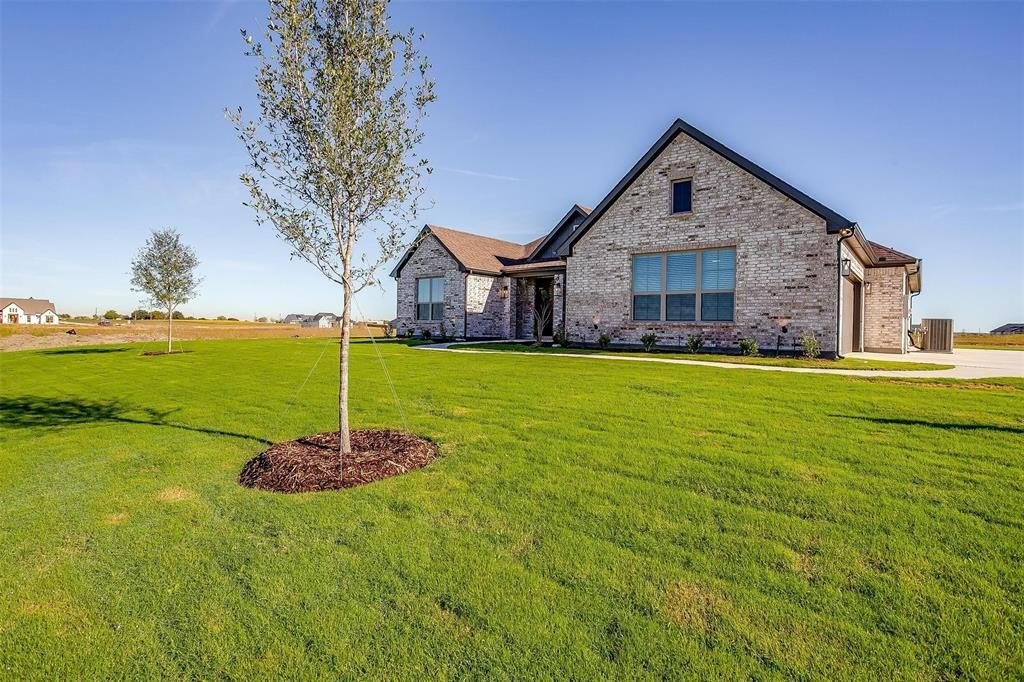 10640 Winter Wheat Lane, Venus, TX 76084, 3 Bedrooms Bedrooms, ,3 BathroomsBathrooms,Residential,For Sale,10640 Winter Wheat Lane,20771900