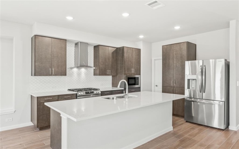 1544 Laurel Avenue, Aubrey, TX 76227, 5 Bedrooms Bedrooms, ,5 BathroomsBathrooms,Residential,For Sale,1544 Laurel Avenue,20754460