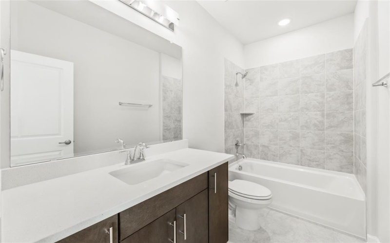 1544 Laurel Avenue, Aubrey, TX 76227, 5 Bedrooms Bedrooms, ,5 BathroomsBathrooms,Residential,For Sale,1544 Laurel Avenue,20754460
