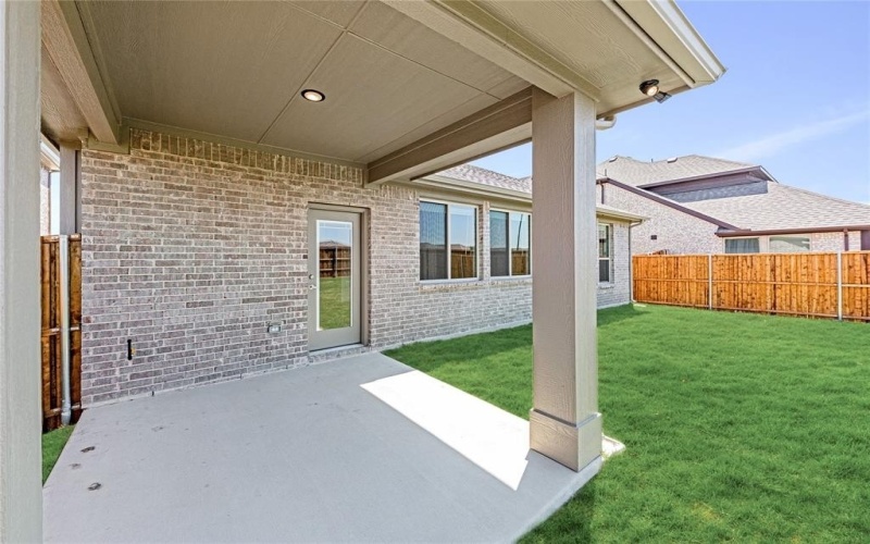 1544 Laurel Avenue, Aubrey, TX 76227, 5 Bedrooms Bedrooms, ,5 BathroomsBathrooms,Residential,For Sale,1544 Laurel Avenue,20754460