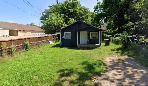 1539 Maple Avenue, Paris, TX 75460, 2 Bedrooms Bedrooms, ,1 BathroomBathrooms,Residential,For Sale,1539 Maple Avenue,20754658