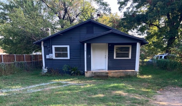 1539 Maple Avenue, Paris, TX 75460, 2 Bedrooms Bedrooms, ,1 BathroomBathrooms,Residential,For Sale,1539 Maple Avenue,20754658
