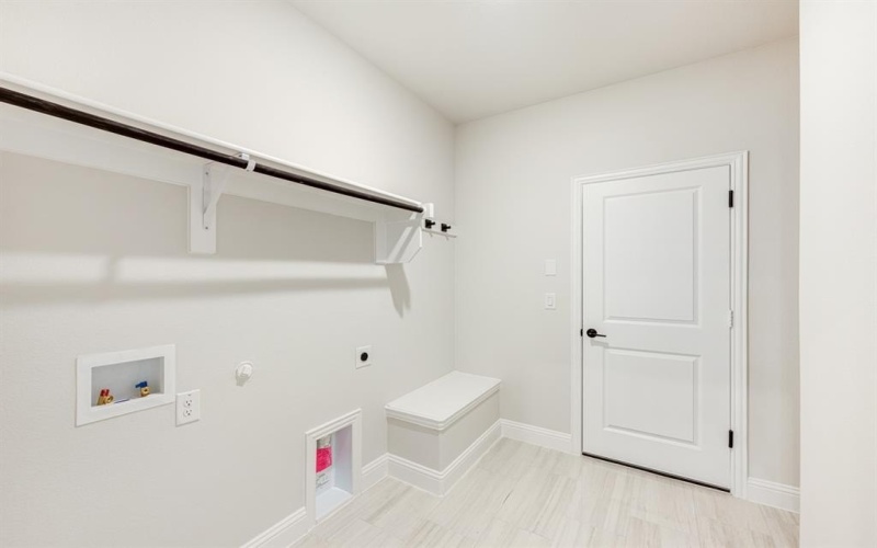 1021 Waverly Drive, McKinney, TX 75071, 4 Bedrooms Bedrooms, ,5 BathroomsBathrooms,Residential,For Sale,1021 Waverly Drive,20772101