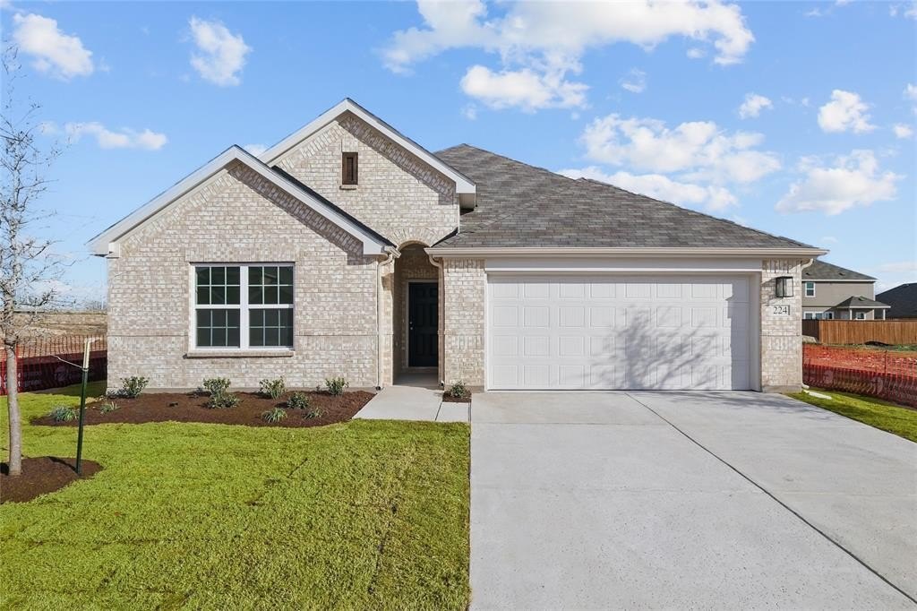224 Comfort Drive, Godley, TX 76044, 3 Bedrooms Bedrooms, ,2 BathroomsBathrooms,Residential,For Sale,224 Comfort Drive,20754852