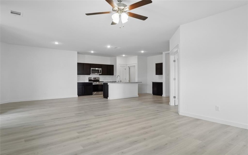 224 Comfort Drive, Godley, TX 76044, 3 Bedrooms Bedrooms, ,2 BathroomsBathrooms,Residential,For Sale,224 Comfort Drive,20754852