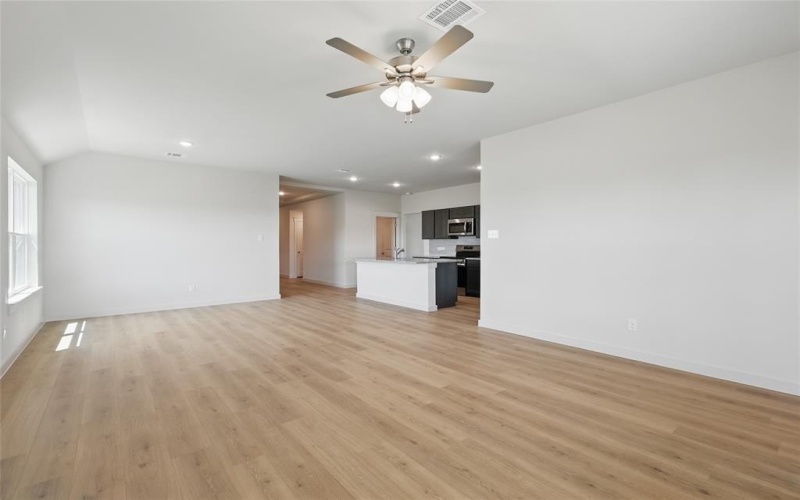 208 Mercy Street, Godley, TX 76044, 4 Bedrooms Bedrooms, ,2 BathroomsBathrooms,Residential,For Sale,208 Mercy Street,20754880