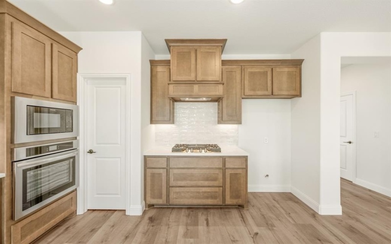 1545 Laurel Avenue, Aubrey, TX 76227, 4 Bedrooms Bedrooms, ,2 BathroomsBathrooms,Residential,For Sale,1545 Laurel Avenue,20755171