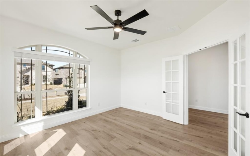 1545 Laurel Avenue, Aubrey, TX 76227, 4 Bedrooms Bedrooms, ,2 BathroomsBathrooms,Residential,For Sale,1545 Laurel Avenue,20755171