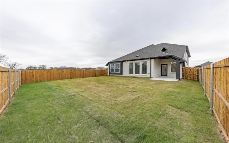 1609 Elle Lane, Aubrey, TX 76227, 5 Bedrooms Bedrooms, ,5 BathroomsBathrooms,Residential,For Sale,1609 Elle Lane,20755308