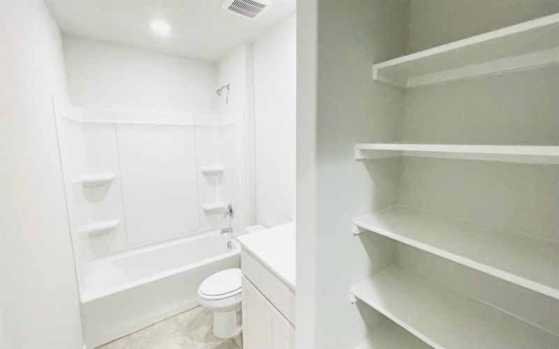 4112 TWISTED CREEK Drive, Fort Worth, TX 76036, 4 Bedrooms Bedrooms, ,2 BathroomsBathrooms,Residential,For Sale,4112 TWISTED CREEK Drive,20764292