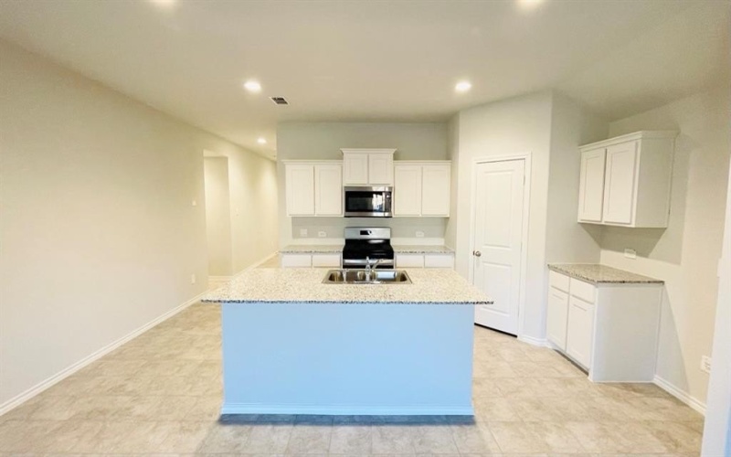 4112 TWISTED CREEK Drive, Fort Worth, TX 76036, 4 Bedrooms Bedrooms, ,2 BathroomsBathrooms,Residential,For Sale,4112 TWISTED CREEK Drive,20764292