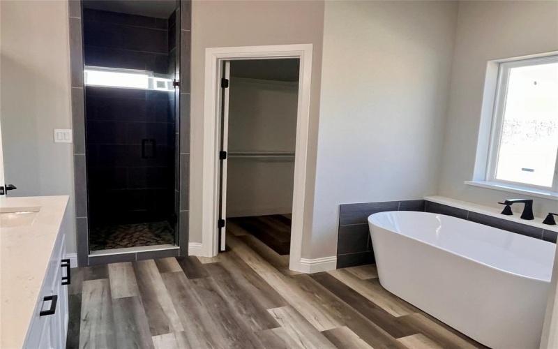 1404 Dixie Estates Way, Whitesboro, TX 76273, 5 Habitaciones Habitaciones , ,3 BañosBaños,Residential,En Venta,1404 Dixie Estates Way,20755457