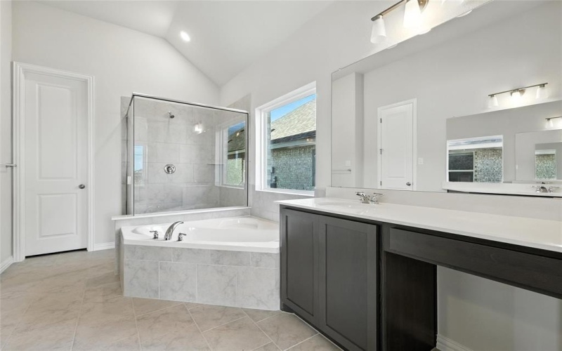5032 Hitching Post Drive, Fort Worth, TX 76036, 4 Bedrooms Bedrooms, ,3 BathroomsBathrooms,Residential,For Sale,5032 Hitching Post Drive,20764474
