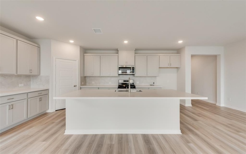 2912 Hanscom Street, Forney, TX 75126, 4 Bedrooms Bedrooms, ,2 BathroomsBathrooms,Residential,For Sale,2912 Hanscom Street,20756570