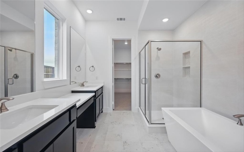 2021 Rolling Oaks Drive, Aledo, TX 76008, 4 Bedrooms Bedrooms, ,5 BathroomsBathrooms,Residential,For Sale,2021 Rolling Oaks Drive,20772213