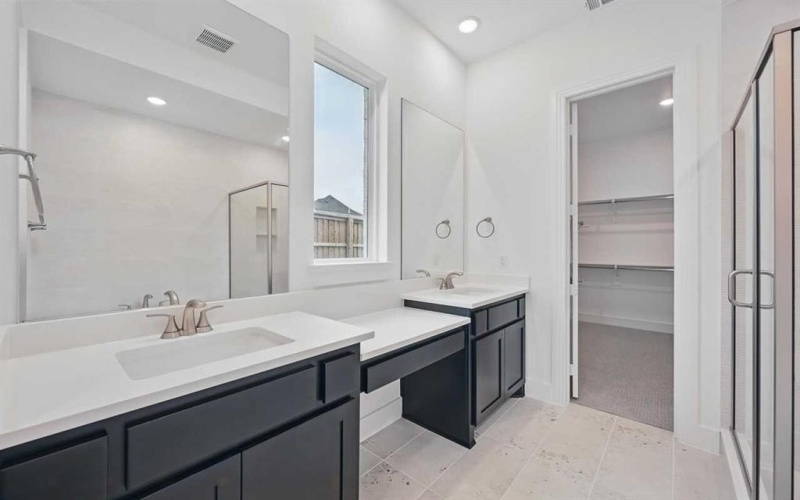 2021 Rolling Oaks Drive, Aledo, TX 76008, 4 Bedrooms Bedrooms, ,5 BathroomsBathrooms,Residential,For Sale,2021 Rolling Oaks Drive,20772213