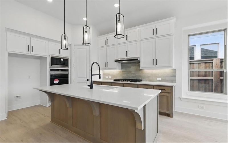 2217 Rolling Oaks Drive, Aledo, TX 76008, 4 Bedrooms Bedrooms, ,3 BathroomsBathrooms,Residential,For Sale,2217 Rolling Oaks Drive,20772221
