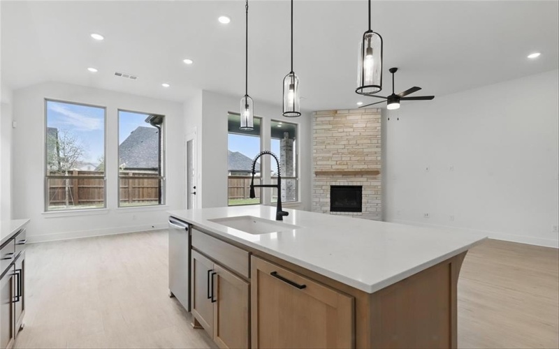 2217 Rolling Oaks Drive, Aledo, TX 76008, 4 Bedrooms Bedrooms, ,3 BathroomsBathrooms,Residential,For Sale,2217 Rolling Oaks Drive,20772221
