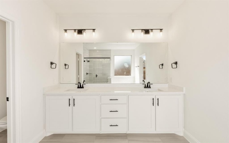 1021 Dupont Drive, McKinney, TX 75071, 6 Bedrooms Bedrooms, ,6 BathroomsBathrooms,Residential,For Sale,1021 Dupont Drive,20772775