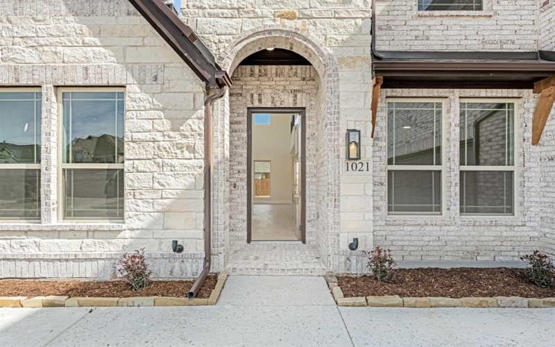 1021 Dupont Drive, McKinney, TX 75071, 6 Bedrooms Bedrooms, ,6 BathroomsBathrooms,Residential,For Sale,1021 Dupont Drive,20772775