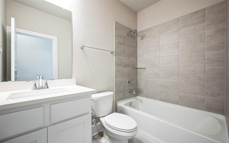 303 Alicia Court, Mansfield, TX 76063, 5 Habitaciones Habitaciones , ,5 BañosBaños,Residential,En Venta,303 Alicia Court,20773033