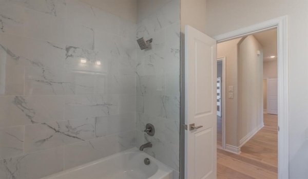 609 Keel Way, Azle, TX 76020, 4 Bedrooms Bedrooms, ,2 BathroomsBathrooms,Residential,For Sale,609 Keel Way,20780700