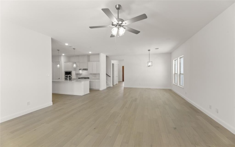 1001 Emerald Trace Drive, Justin, TX 76247, 4 Habitaciones Habitaciones , ,3 BañosBaños,Residential,En Venta,1001 Emerald Trace Drive,20780722