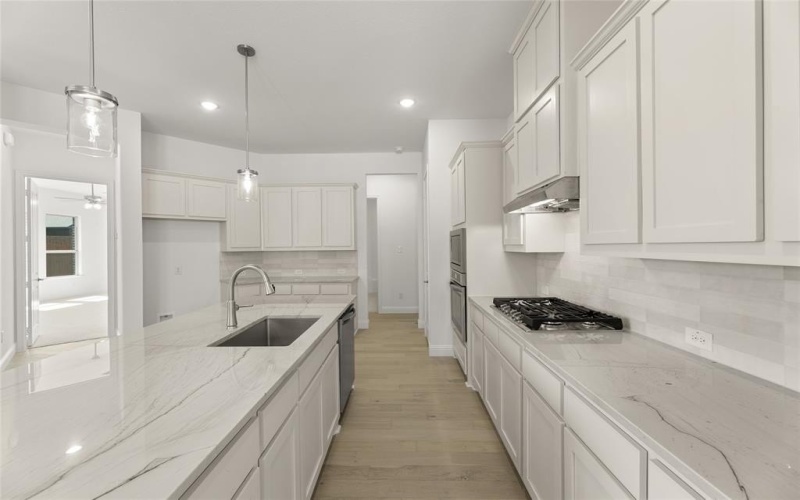 1001 Emerald Trace Drive, Justin, TX 76247, 4 Habitaciones Habitaciones , ,3 BañosBaños,Residential,En Venta,1001 Emerald Trace Drive,20780722