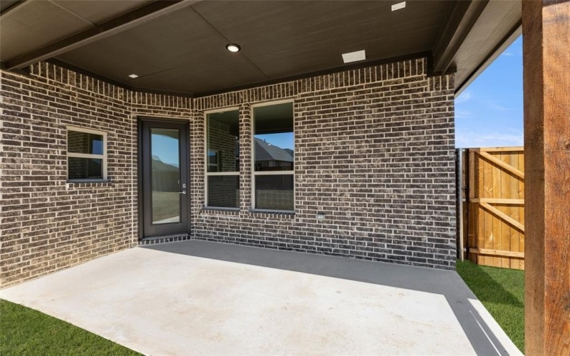 1001 Emerald Trace Drive, Justin, TX 76247, 4 Habitaciones Habitaciones , ,3 BañosBaños,Residential,En Venta,1001 Emerald Trace Drive,20780722