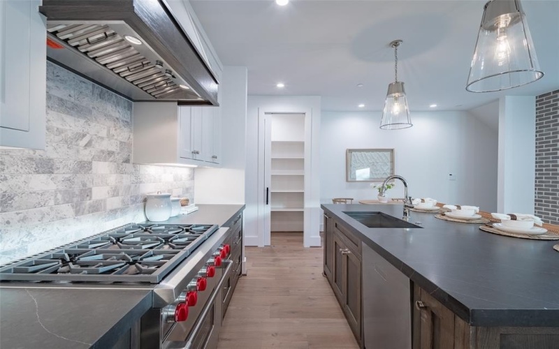 4529 Emerson Avenue #8, University Park, TX 75205, 3 Bedrooms Bedrooms, ,3 BathroomsBathrooms,Residential,For Sale,4529 Emerson Avenue,20780750
