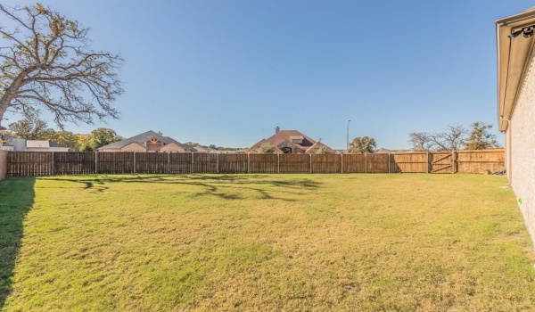 1600 Sea Breeze Court, Azle, TX 76020, 4 Bedrooms Bedrooms, ,2 BathroomsBathrooms,Residential,For Sale,1600 Sea Breeze Court,20780774