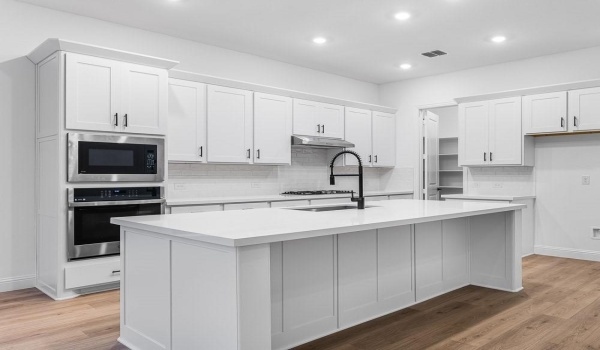 2013 Algardi Drive, Little Elm, TX 75068, 4 Bedrooms Bedrooms, ,5 BathroomsBathrooms,Residential,For Sale,2013 Algardi Drive,20774250