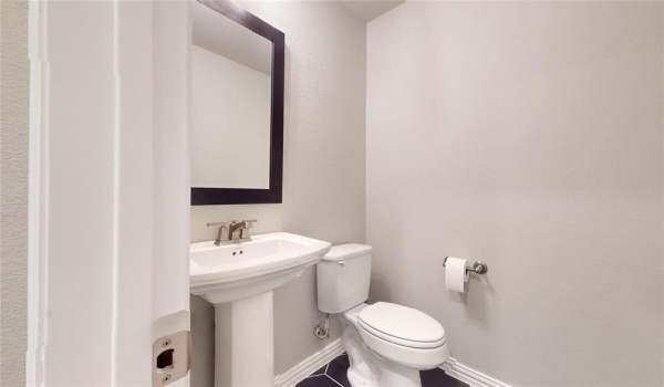 1109 17th Street, Argyle, TX 76226, 4 Bedrooms Bedrooms, ,5 BathroomsBathrooms,Residential,For Sale,1109 17th Street,20780947