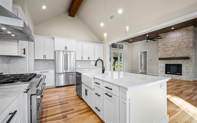6065 Wildlife Way, Athens, TX 75752, 4 Bedrooms Bedrooms, ,3 BathroomsBathrooms,Residential,For Sale,6065 Wildlife Way,20781140